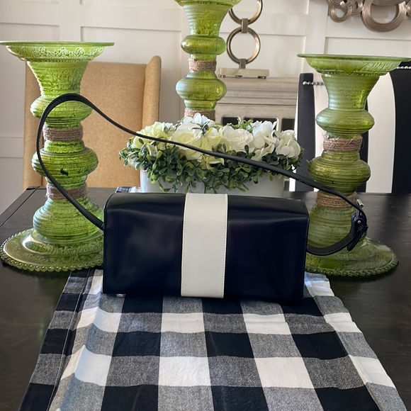 Escada retro box lambskin leather black and white clutch/belt bag - Picture 5 of 16